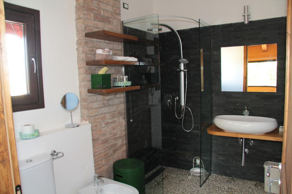 Conte Pietro Room&Breakfast Ферара Стая снимка